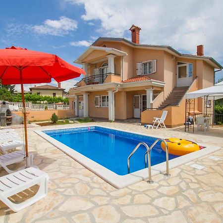 Gorgeous Home In Labin With Outdoor Swimming Pool Bagian luar foto