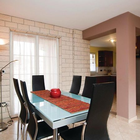 Gorgeous Home In Labin With Outdoor Swimming Pool Bagian luar foto