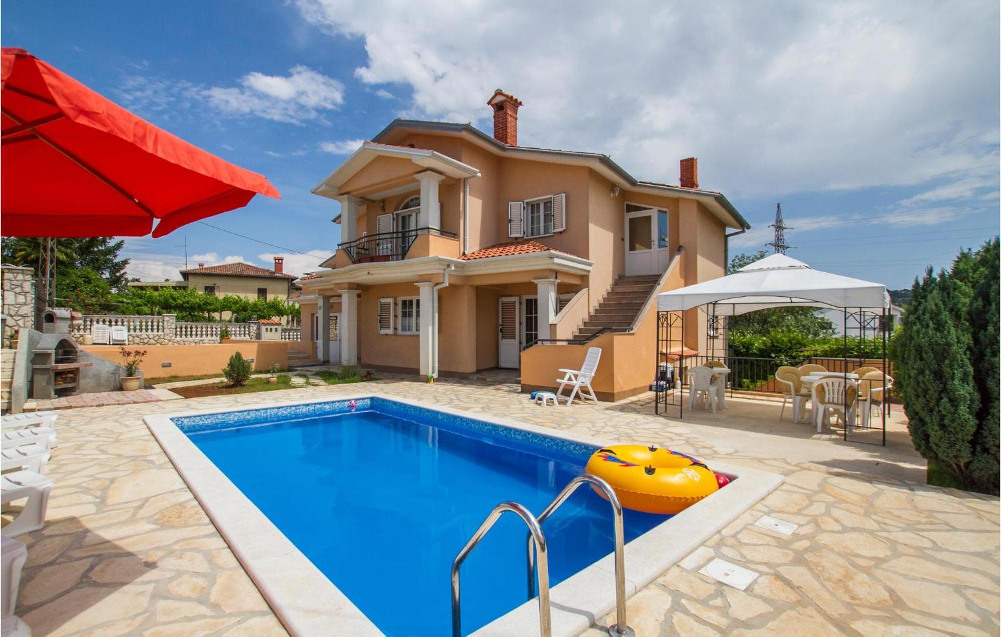 Gorgeous Home In Labin With Outdoor Swimming Pool Bagian luar foto