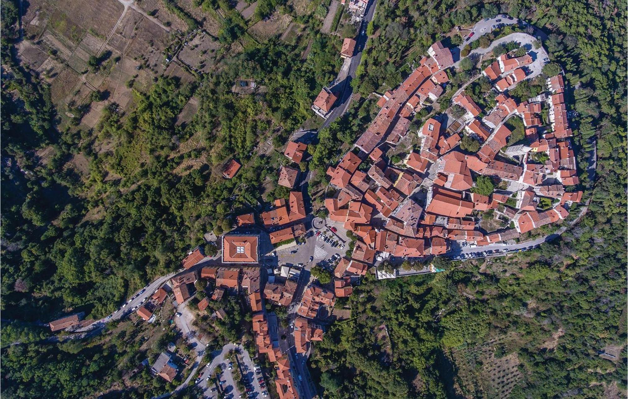 Gorgeous Home In Labin With Outdoor Swimming Pool Bagian luar foto